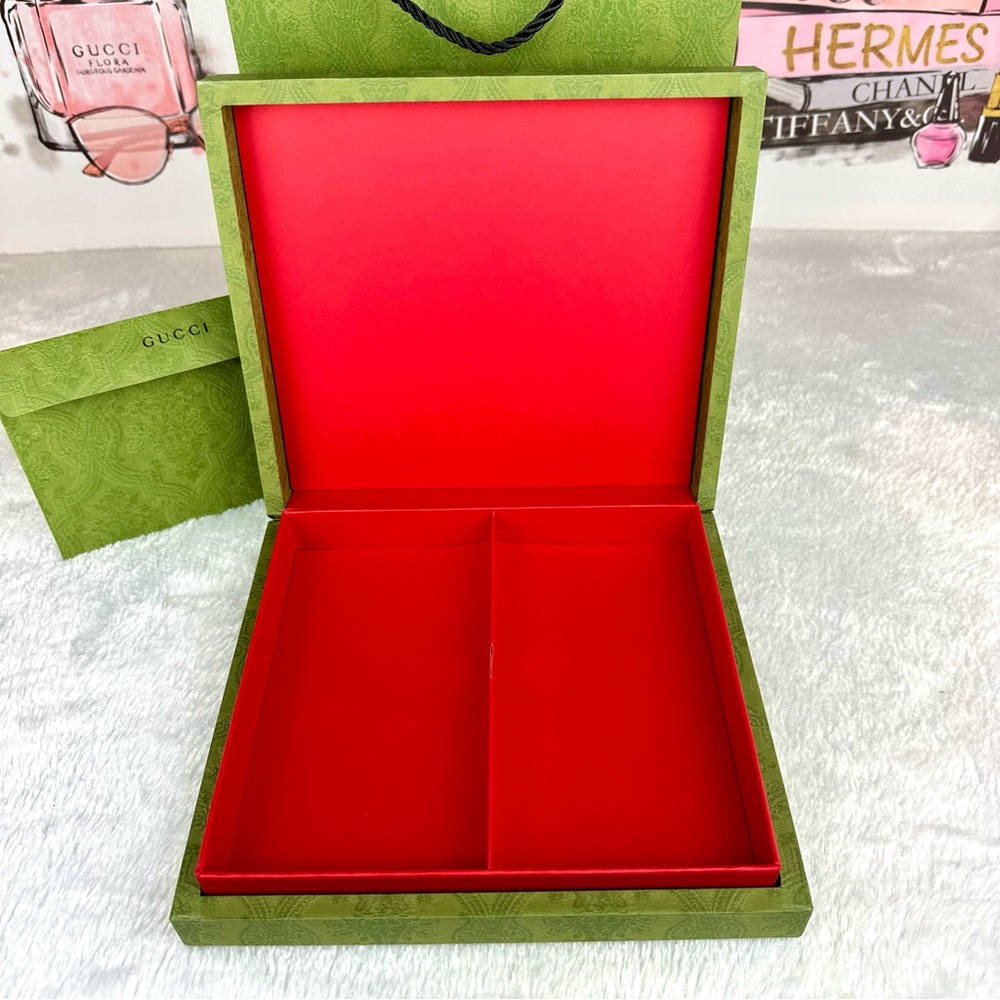 Gucci Wooden Keepsake Jewelry Box with card and shopping bag GREAT GIFT - Picture 2 of 9